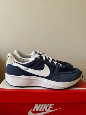 Nike Waffle Nav Midnight Navy Blue FJ4195-400 Men’s Size 9